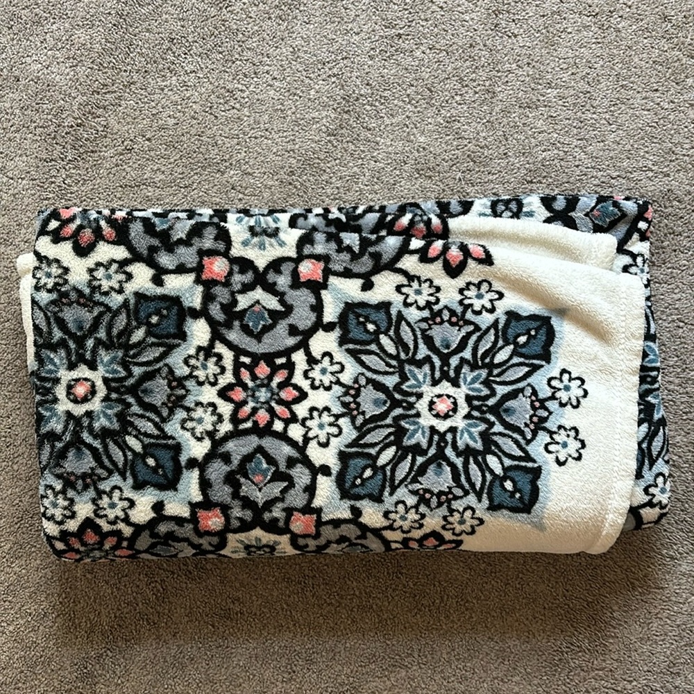Vera Bradley Blanket